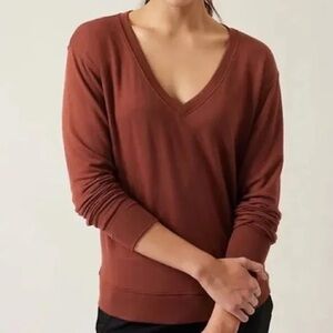 Athleta Sunrise V neck sweatshirt